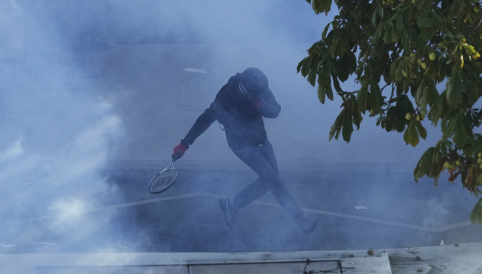 全法50万人罢工抗议政府紧缩方案，至少140人被捕