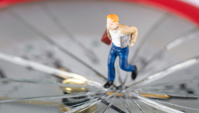 尽管时间支离破碎，身体日渐磨损，我却感到安心 | 一周新书推荐