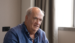 【专访】科尔姆·托宾：我对爱情里的交易关系感兴趣