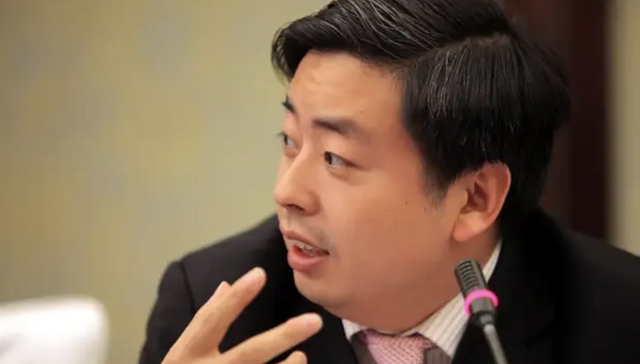 找了一圈CEO，叶国富还是用了永辉老人