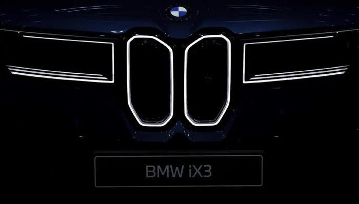 电厂 | BBA的纯电焦虑，中国市场解不了