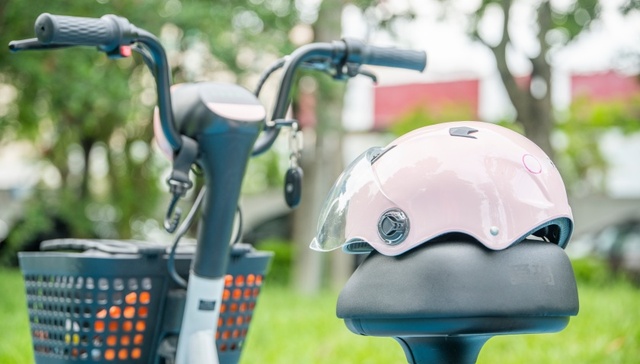 骑乘电动自行车应戴头盔？北京拟强制规定，国家立法仍滞后