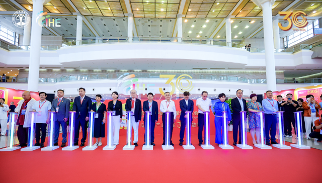 完美公司闪耀第22届中国国际保健博览会