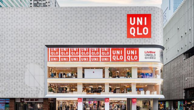 不止入乡随俗，优衣库如何以旗舰店重塑与中国城市的“对话”？