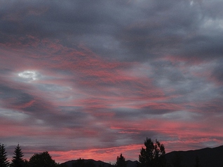 美军战机紧急升空拦截4架俄军机，俄方作出回应