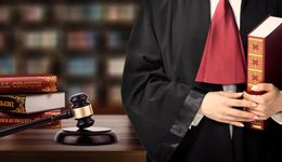 资本风云｜港股“BD之王”和铂医药，为何将前BD功臣告上法庭？