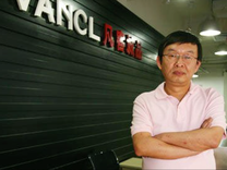 十年还清十亿债务，雷军“榜一大哥”陈年经历了什么？