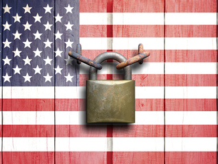 美国政府面临停摆倒计时，两党却还在“踢皮球”