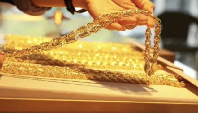 又涨疯了，金项链一夜贵7000元