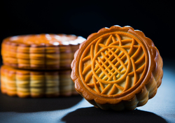 年轻人“整顿”月饼