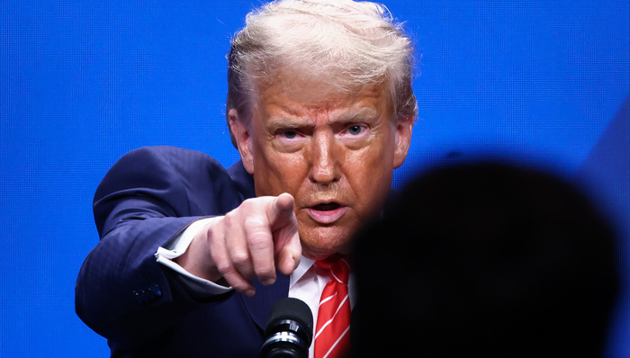 趁政府停摆推动政治议程，白宫即将宣布新一轮机构裁员