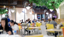 市值蒸發(fā)480億，初代餐飲“排隊(duì)王”不香了