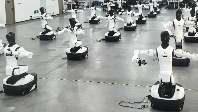 智元机器人拿下龙旗科技数亿元订单，将部署近千台机器人