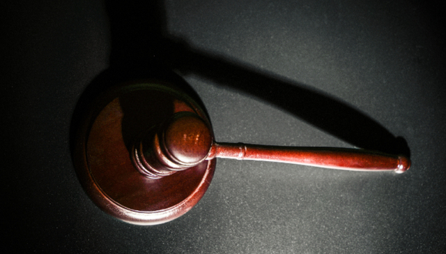 百万粉丝大V称“被陈震撞是种幸运”，微博回应：已禁言