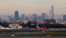 空姐“坦白局”：常常被當(dāng)作服務(wù)員，但我們的工作遠不止如此