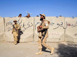 已造成约300人死伤，巴基斯坦与阿富汗为什么突然打起来？