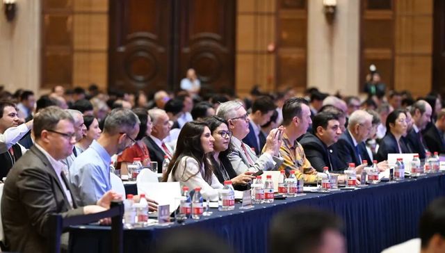 第二届世界中国学大会在沪开幕，李书磊发表主旨演讲，陈吉宁致辞