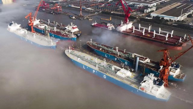 上海前8个月船舶出口激增120%，硬实力从何而来？