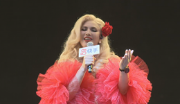 制造那艺娜：58岁农妇逆袭“99元票房女王”