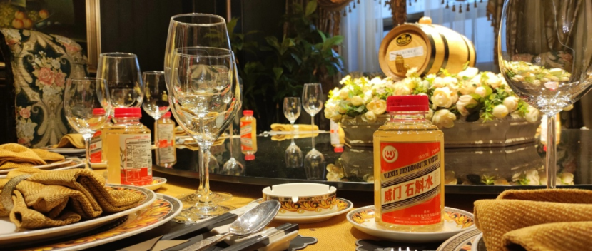 “白酒伴侣”花样多，苏打水走上酒桌