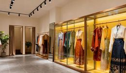 12年的漢服老店，倒在雙11前夕