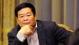 “玻璃大王”曹德旺辞去董事长，热衷捐资办学却屡陷争议？