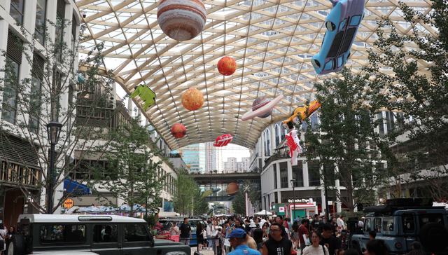 刺激需求政策与入境游火爆合力，上海消费市场持续回暖