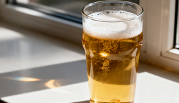 进军千亿市场，蜜雪冰城买下一家鲜啤公司