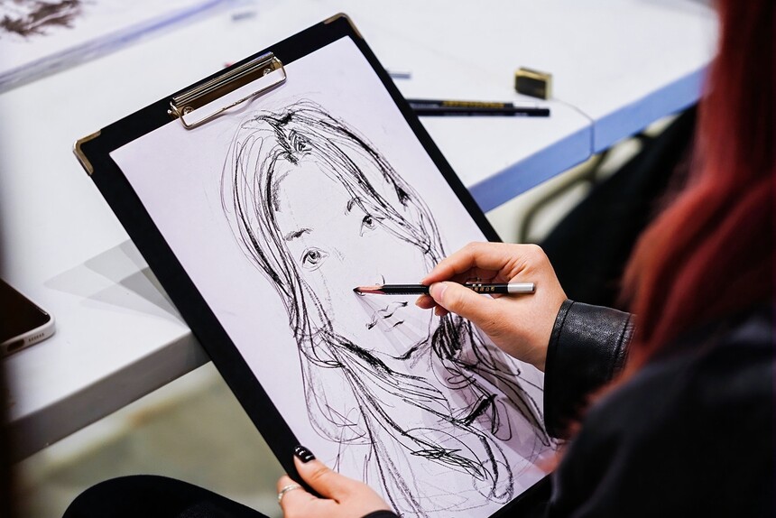 26 肖像速绘艺术体验.jpg