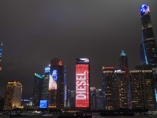 利郎LESS IS MORE联合设计师周翔宇推出合作系列，Diesel庆祝进入中国二十周年｜是日美好事物