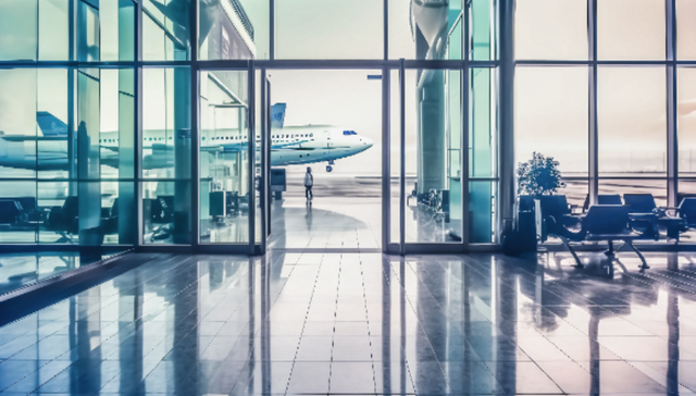 西部航空通报“旅客充电宝突然冒烟”：无人员受伤、未对飞机造成任何损伤