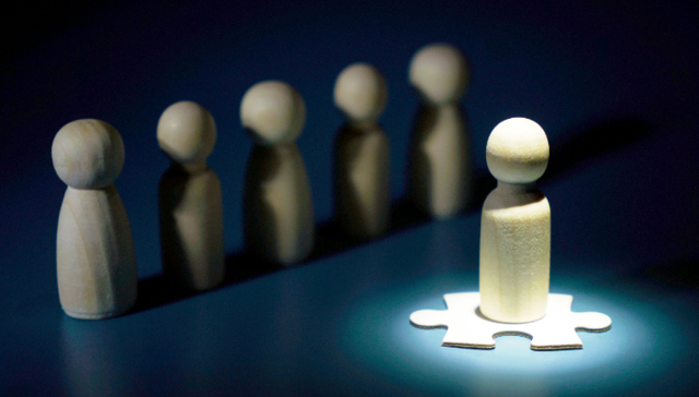 地方新闻精选 | 河南新蔡县就疑似“萝卜岗”招聘致歉 澳门大学生被骗800万港元