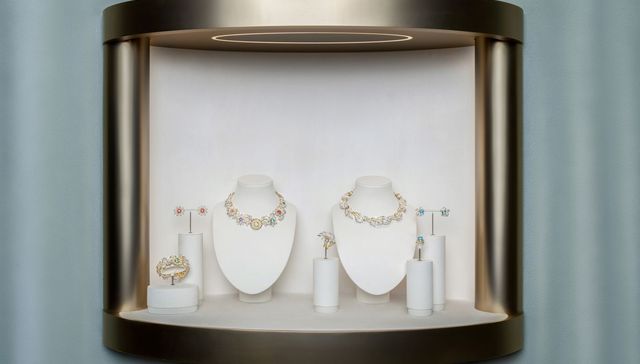 蒂芙尼秋日赞颂瑰海奇珍，宝曼兰朵演绎当代拜占庭美学｜是日美好事物