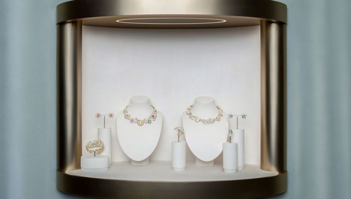 蒂芙尼秋日赞颂瑰海奇珍，宝曼兰朵演绎当代拜占庭美学｜是日美好事物