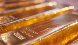 金价大跌，老铺黄金还敢涨