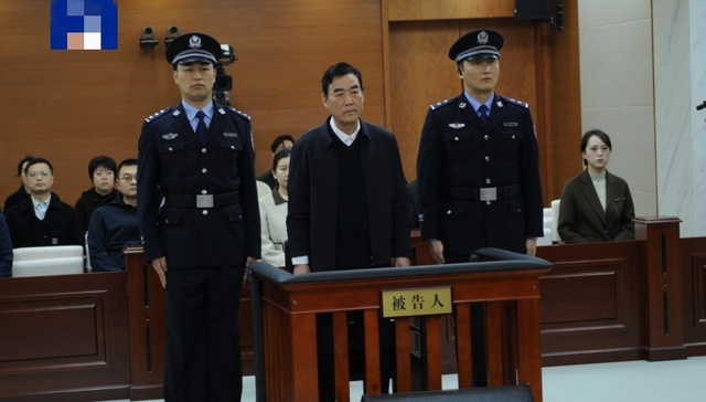 主动投案获从轻处罚，青海省委原常委杨发森受贿1.47亿被判无期