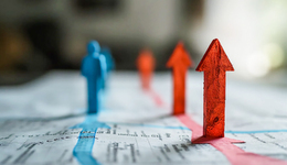 双引擎驱动上市券商业绩狂飙：多家净利翻倍，“三巨头”持续领跑