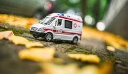 直通部委|六部门打击“黑救护”开展1年专项整治 《行政执法人员行为准则》发布