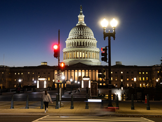 美国政府停摆时长创新纪录，共和党人已开始妥协