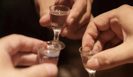 白酒黄金时代终结？十年最差三季报来了