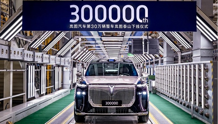 闪电快讯｜岚图第30万辆整车下线，东风汽车冲刺年度新能源100万销量