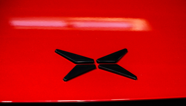 小鹏汽车港股暴涨18%，市值超越吉利 