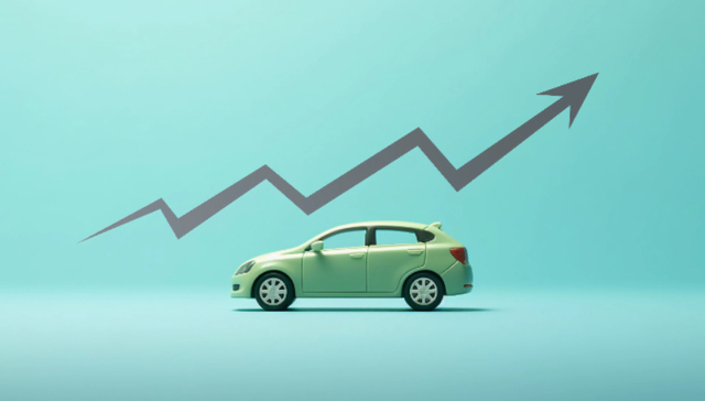 10月新能源汽车销量首超总销量的一半，多家车企交付量破纪录