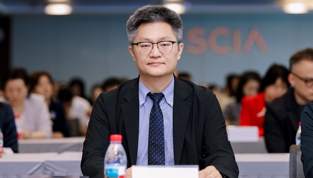 【专访】李寿双：建议设置澳门股票交易所，助中小企业境外融资 | 前瞻十五五⑳