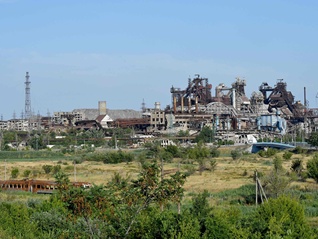 乌克兰割让更多领土、裁军一半，特朗普已批准新俄乌和平计划