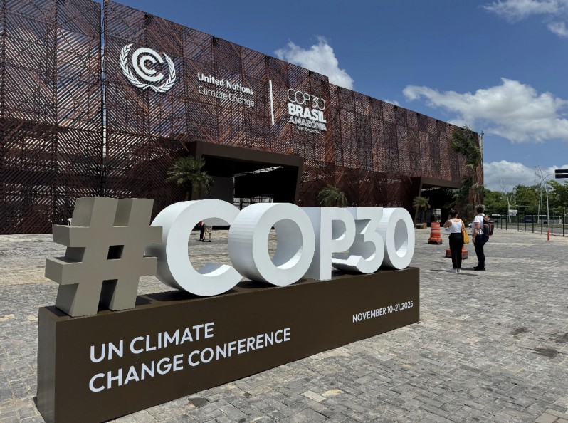 易点云携IT循环方案亮相COP30,助力中小企业绿色转型 图1