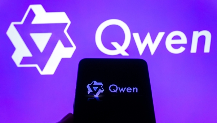 阿里一度涨超5%，千问下载量破千万成增长最快AI应用