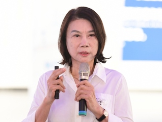 董明珠再谈格力分红：股东们希望“马儿跑”，也请坚持让“马儿有草吃”