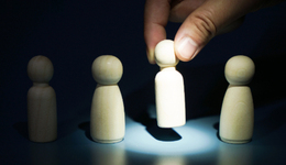 地方新聞精選 | 北京多家事業(yè)單位報考年齡放寬至38歲 沈陽一動物園員工用彈弓驅趕老虎