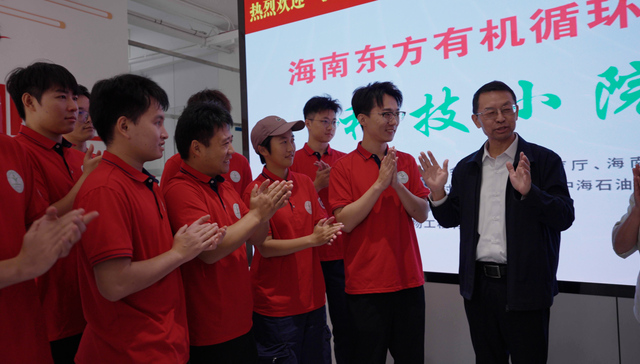 院士下乡，学生种地：科技小院大赛交出“田野”答卷